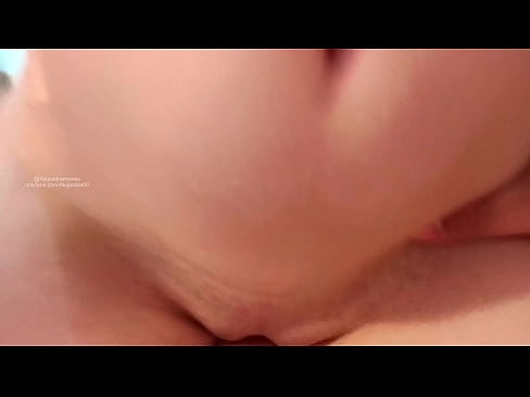 ❤️ Spím v pokoji své sestry a tak jsem se probudila ❌ Porno u nás ️❤
