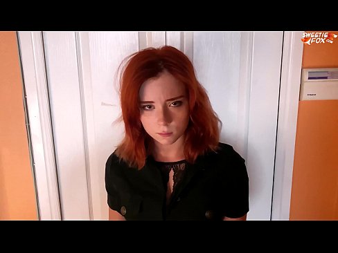❤️ Ochranka potrestala krásnou ženu za krádež v obchodě - sperma v ústech ❌ Porno u nás ️❤